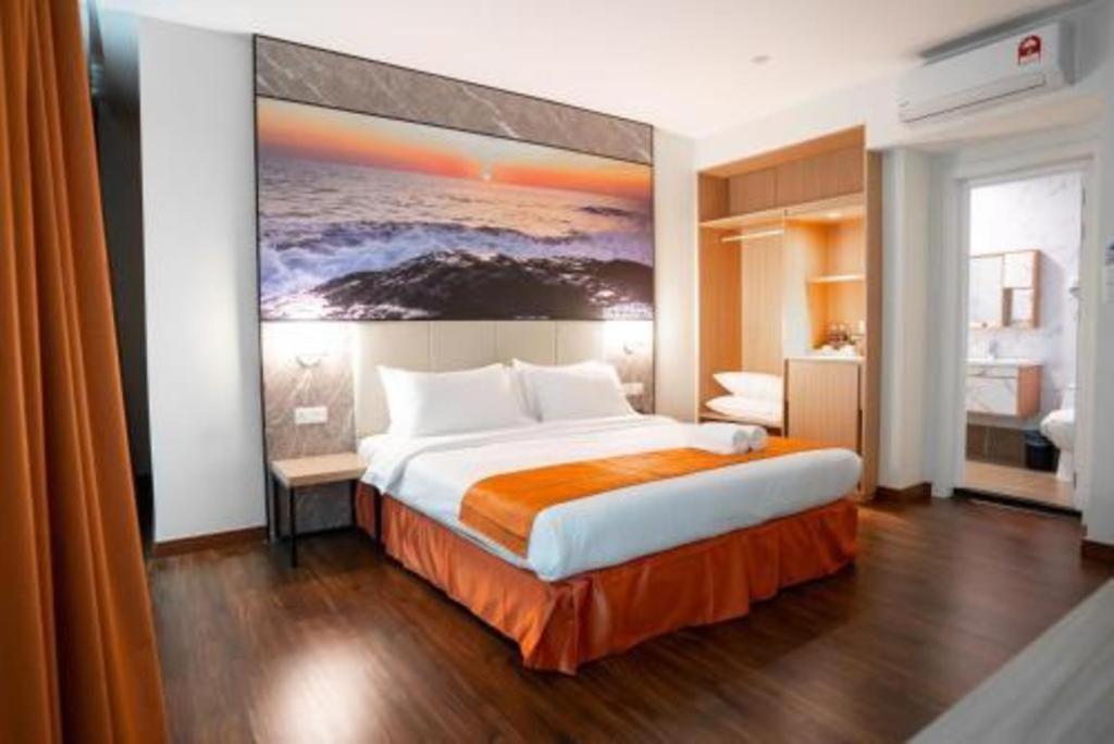 Kingston Hotel Кота-Кінабалу Екстер'єр фото